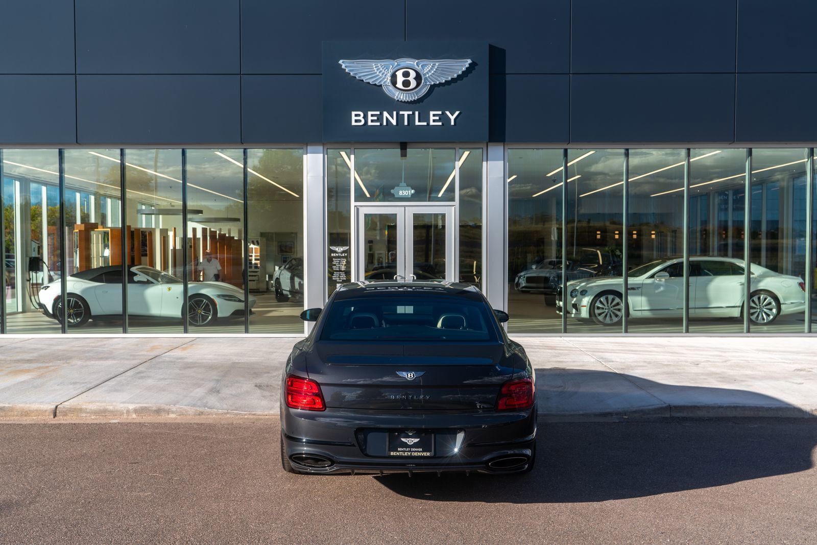 New 2025 Bentley Flying Spur Plug-In Hybrid image 12