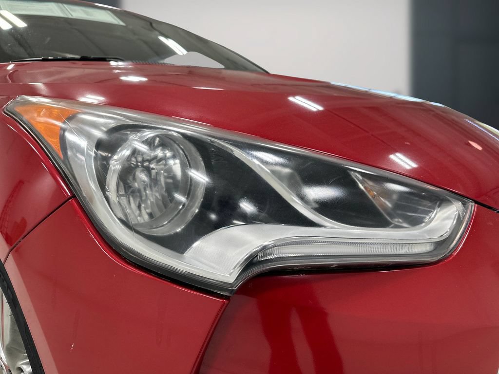 Used 2016 Hyundai Veloster w/ Option Group 02 FWD image 11