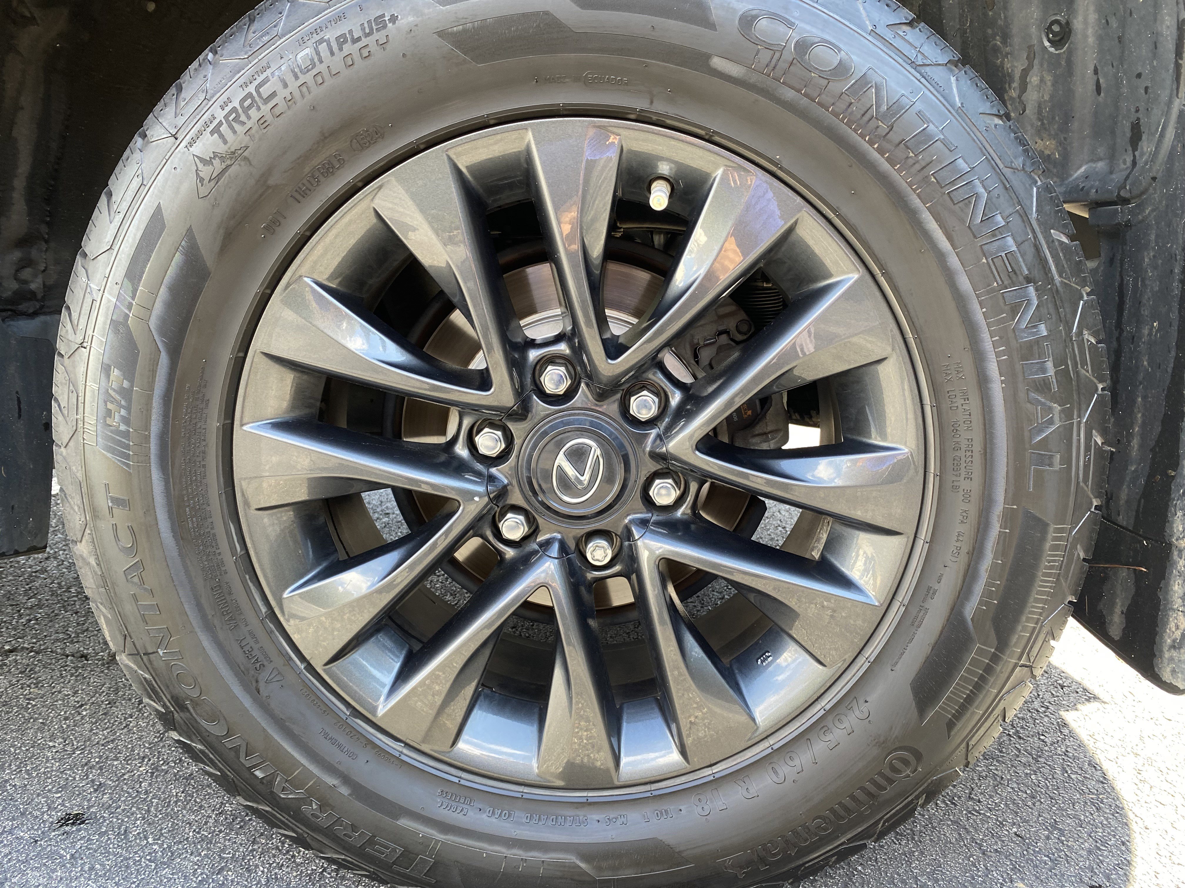 Used 2020 Lexus GX 460 Premium w/ Premium Package image 41