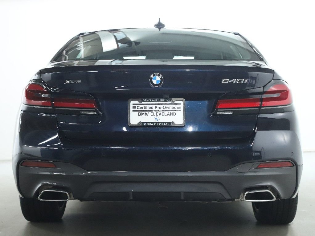Certified 2022 BMW 540i xDrive w/ M Sport Package image 44