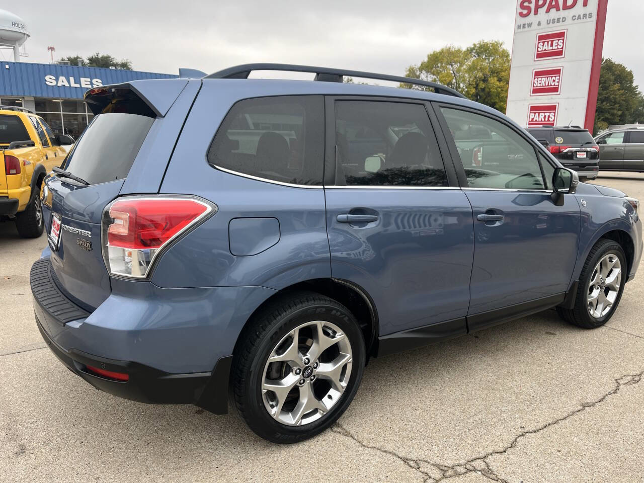 Used 2018 Subaru Forester 2.5i Touring w/ Popular Package #2 image 7