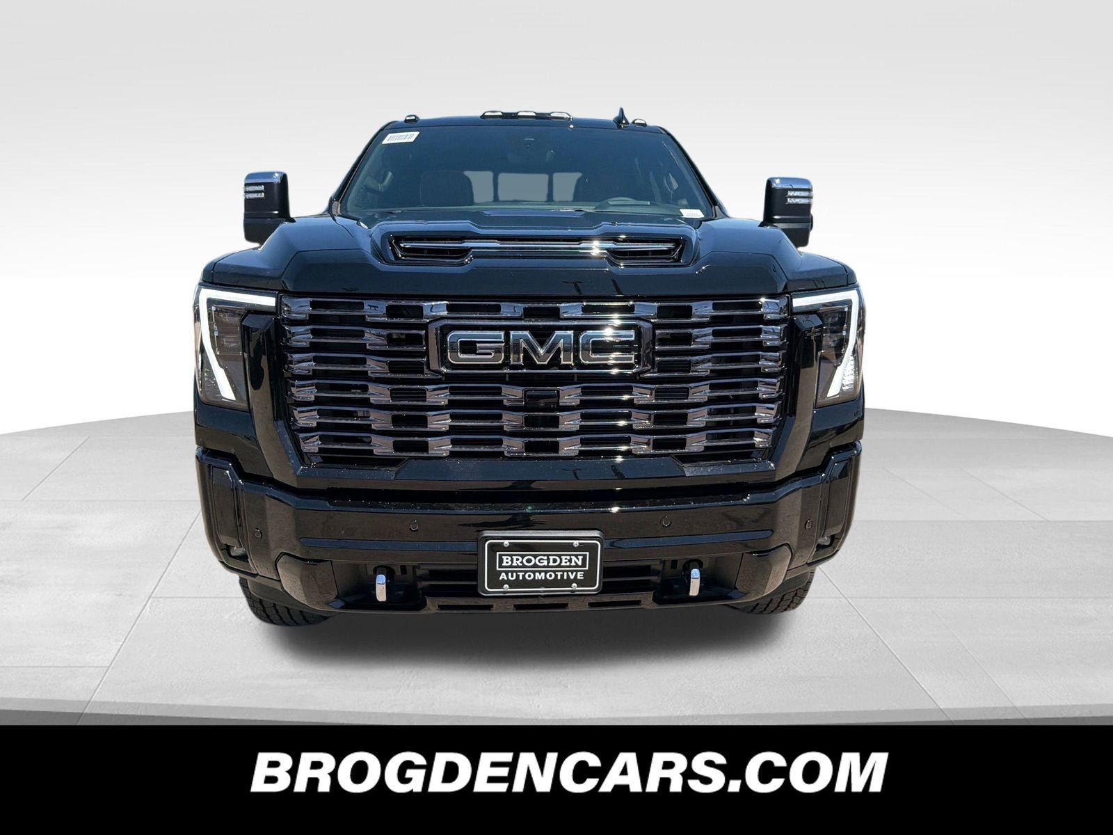 New 2026 GMC Sierra 2500 Denali Ultimate AWD/4WD image 8