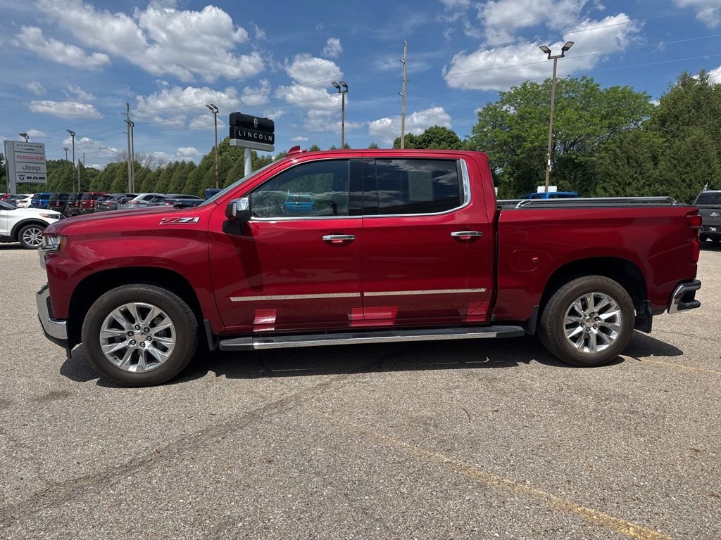 Used 2020 Chevrolet Silverado 1500 LTZ AWD/4WD image 4