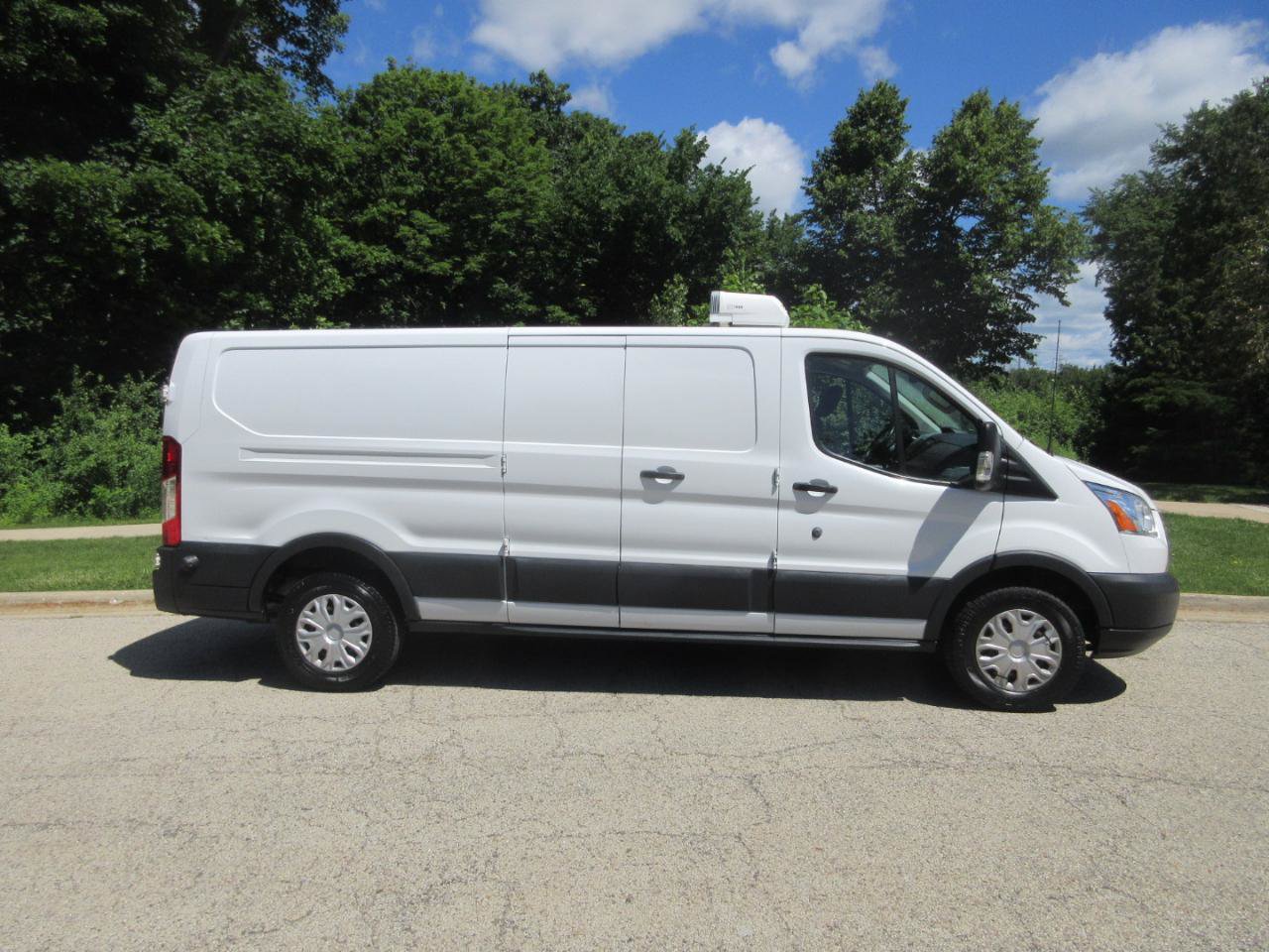 Used 2017 Ford Transit 250 148 Low Roof w/ Interior Upgrade Package RWD image 7