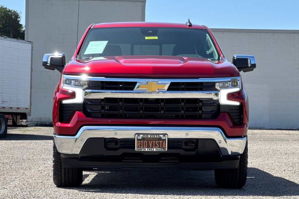 Used 2024 Chevrolet Silverado 1500 LT w/ Safety Package RWD image 9