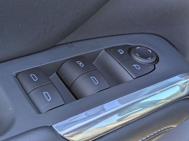 New 2026 Chevrolet Traverse LT w/ Driver Confidence Package image 10