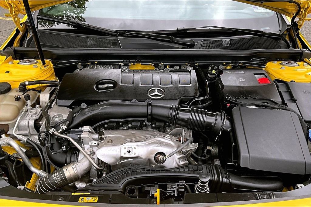 Used 2020 Mercedes-Benz CLA 250 4MATIC image 30
