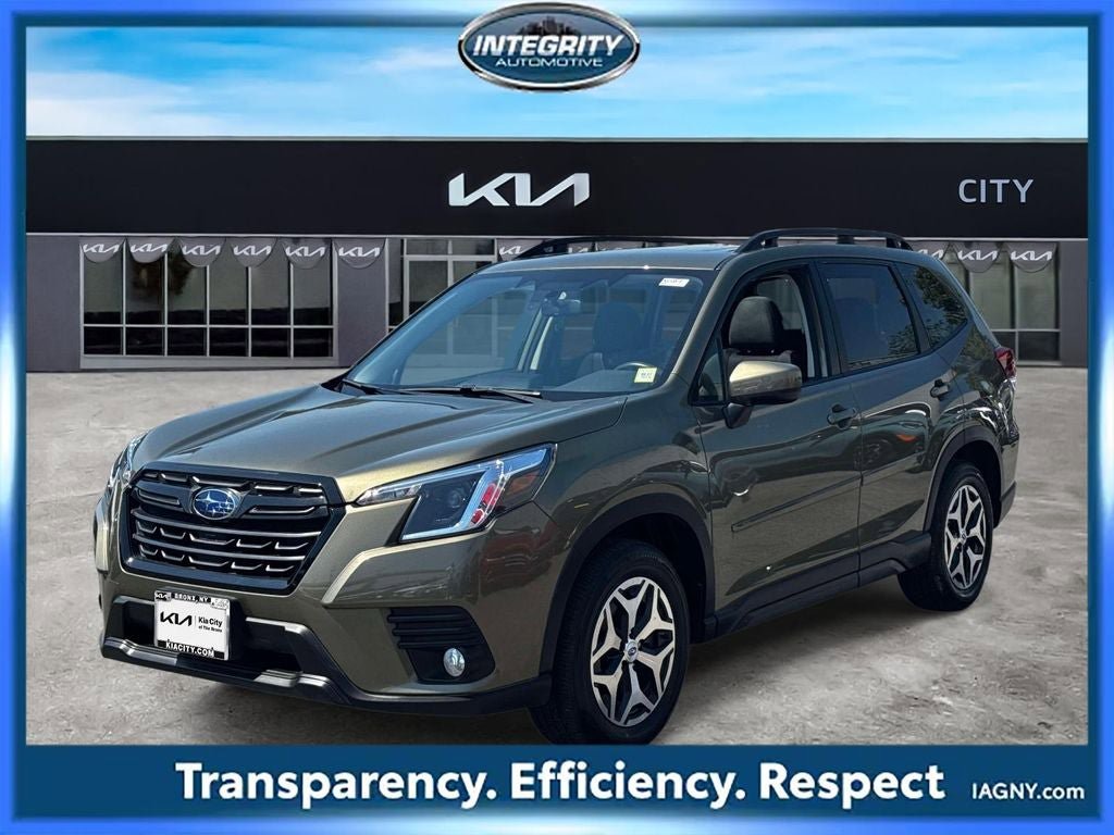 Used 2023 Subaru Forester Premium AWD/4WD image 4