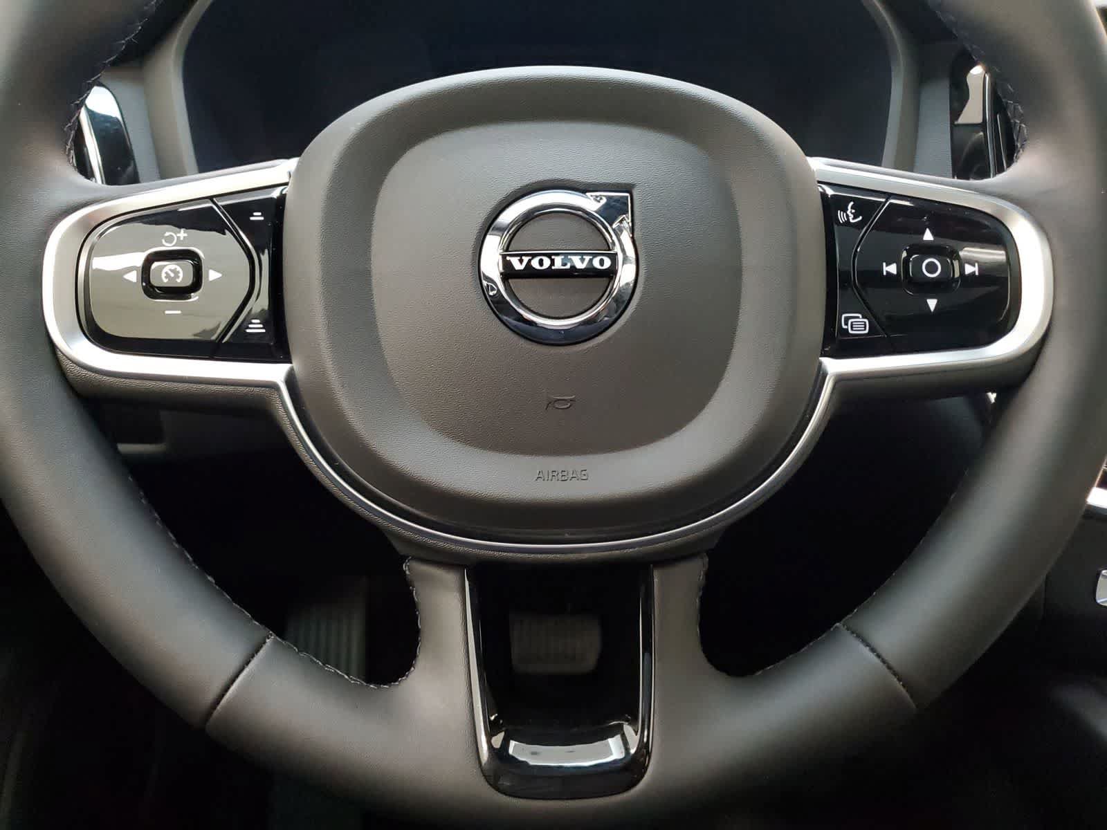 Used 2024 Volvo S60 B5 Plus FWD image 11