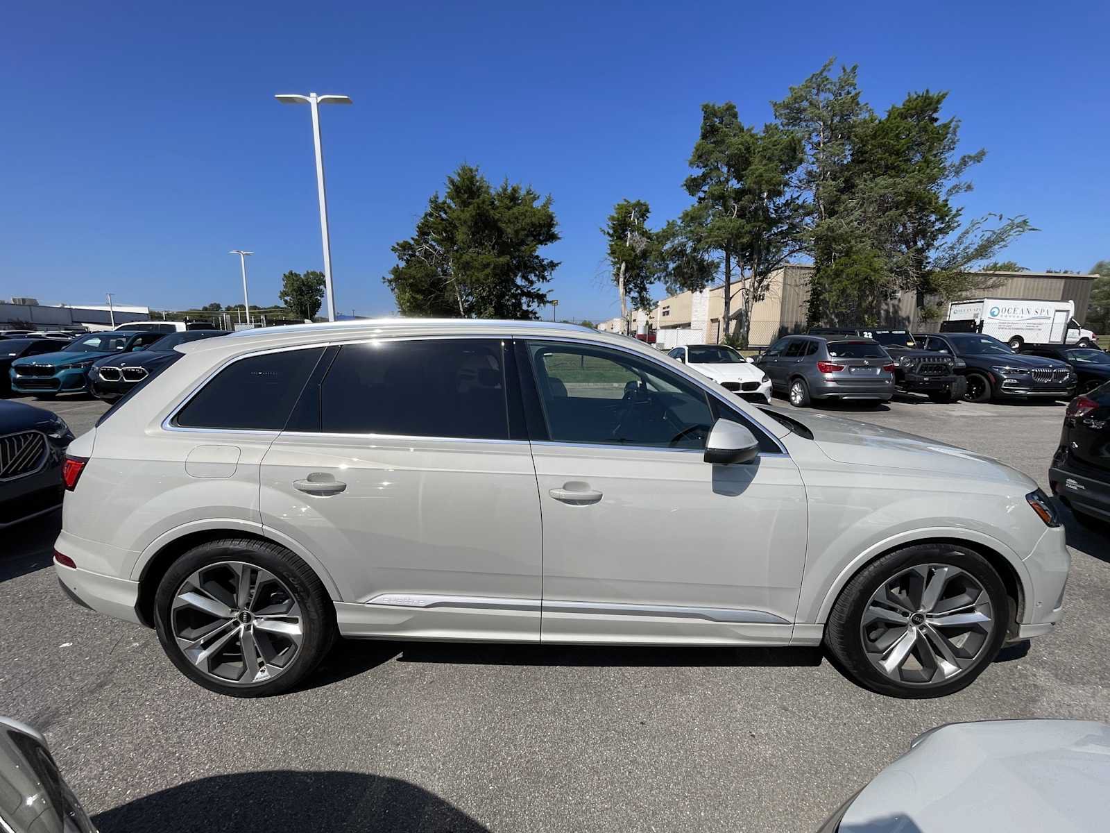 Used 2022 Audi Q7 3.0T Prestige AWD/4WD image 8