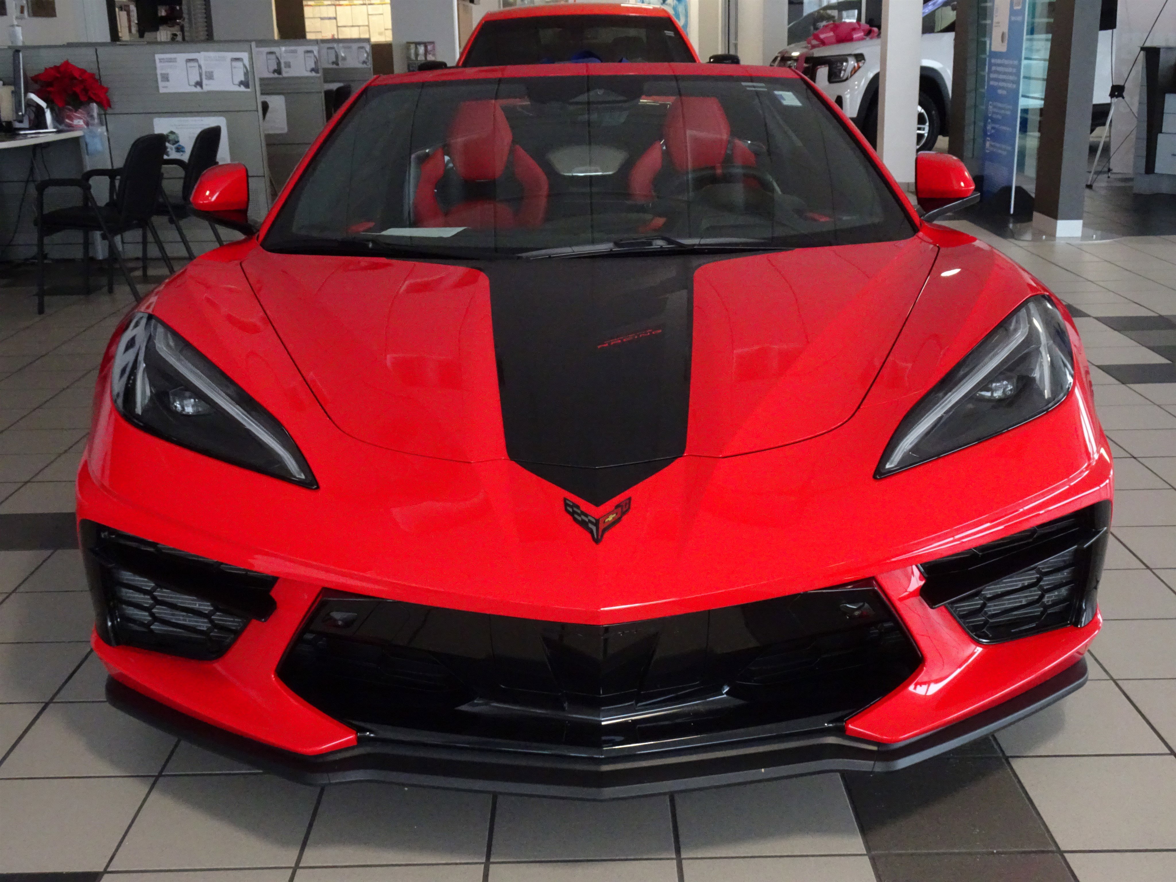 Used 2024 Chevrolet Corvette Stingray Preferred Conv image 3