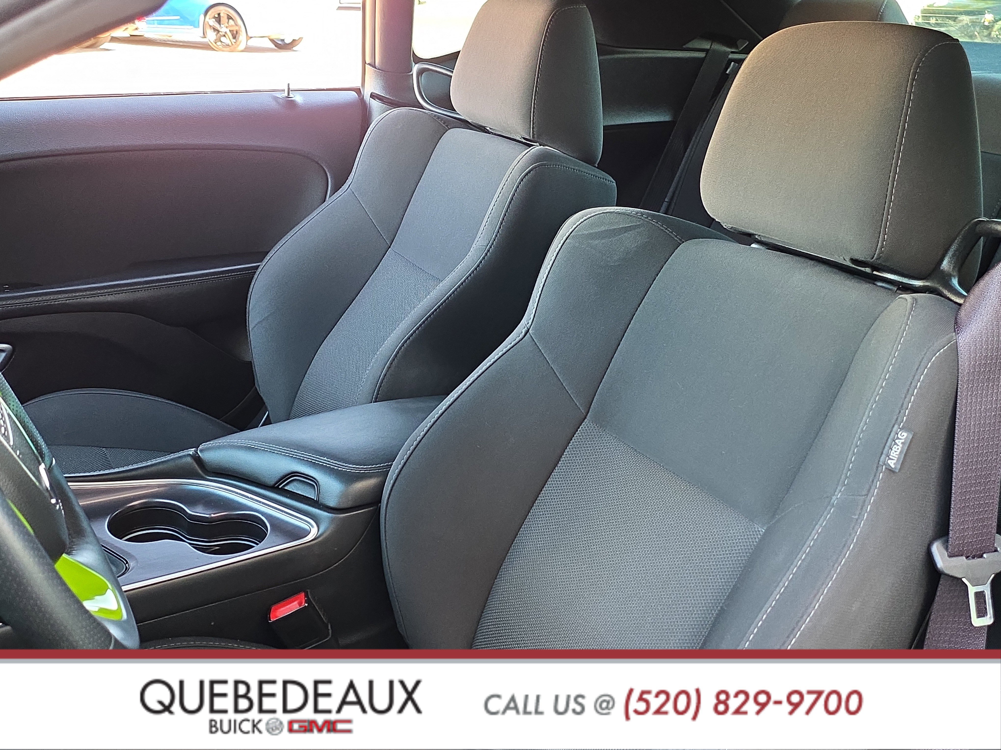 Used 2015 Dodge Challenger R/T image 13