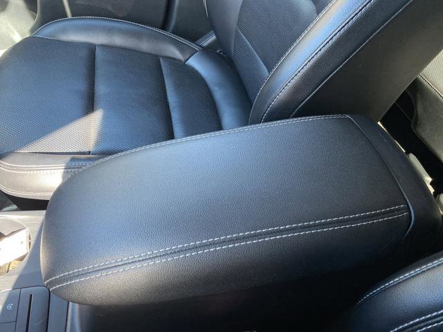 Used 2020 Ford Escape SEL image 17