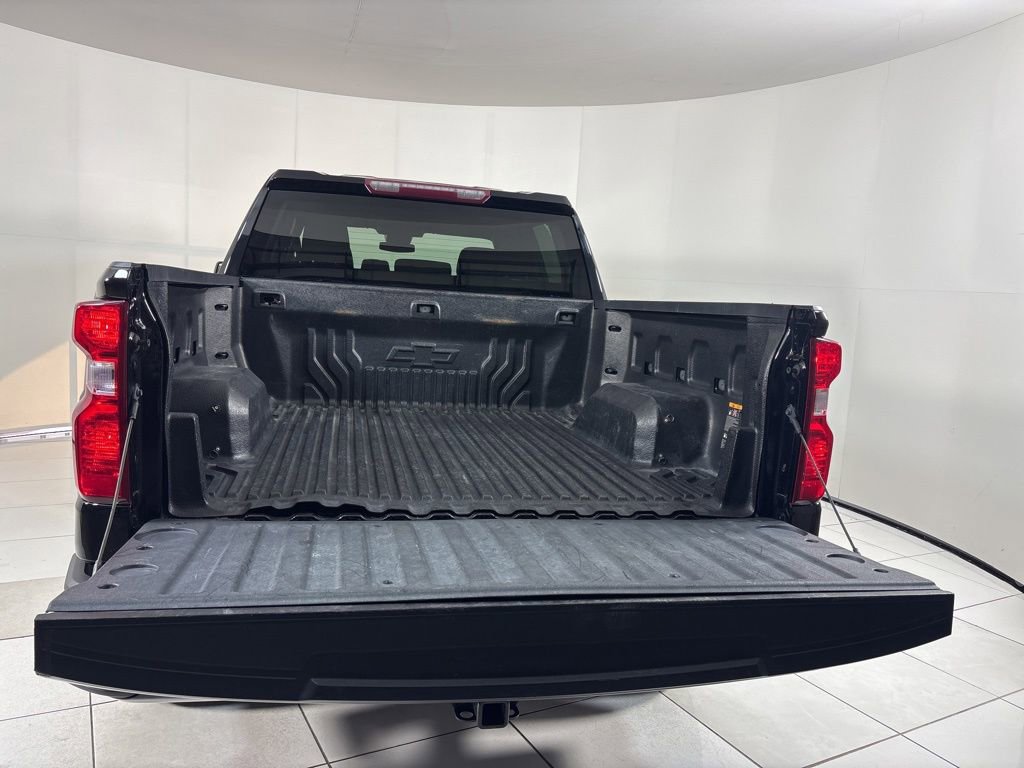 Used 2024 Chevrolet Silverado 1500 Custom w/ Turbomax Blackout Package image 27
