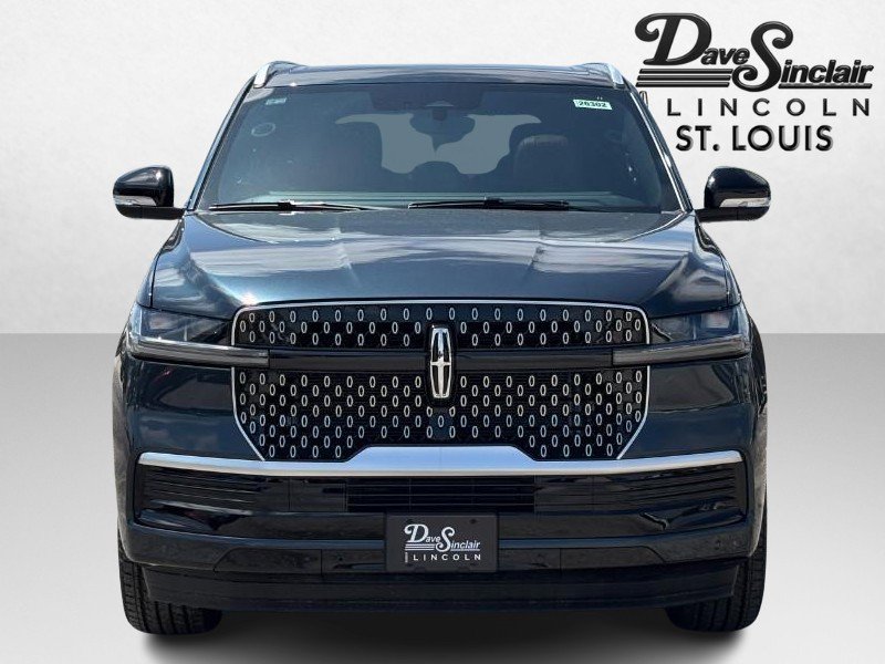 New 2026 Lincoln Navigator Reserve AWD/4WD image 8