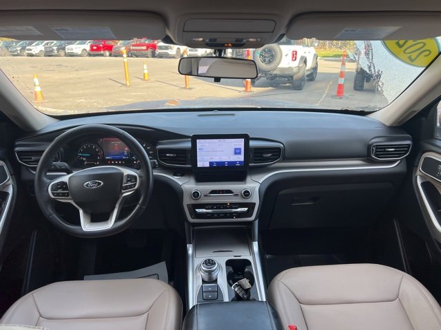 Certified 2023 Ford Explorer XLT w/ Equipment Group 202A image 21