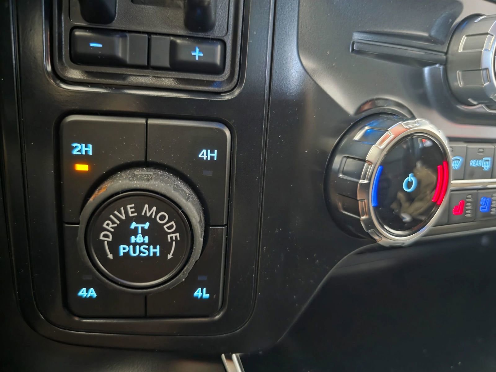 Used 2025 Ford F150 Raptor AWD/4WD image 9