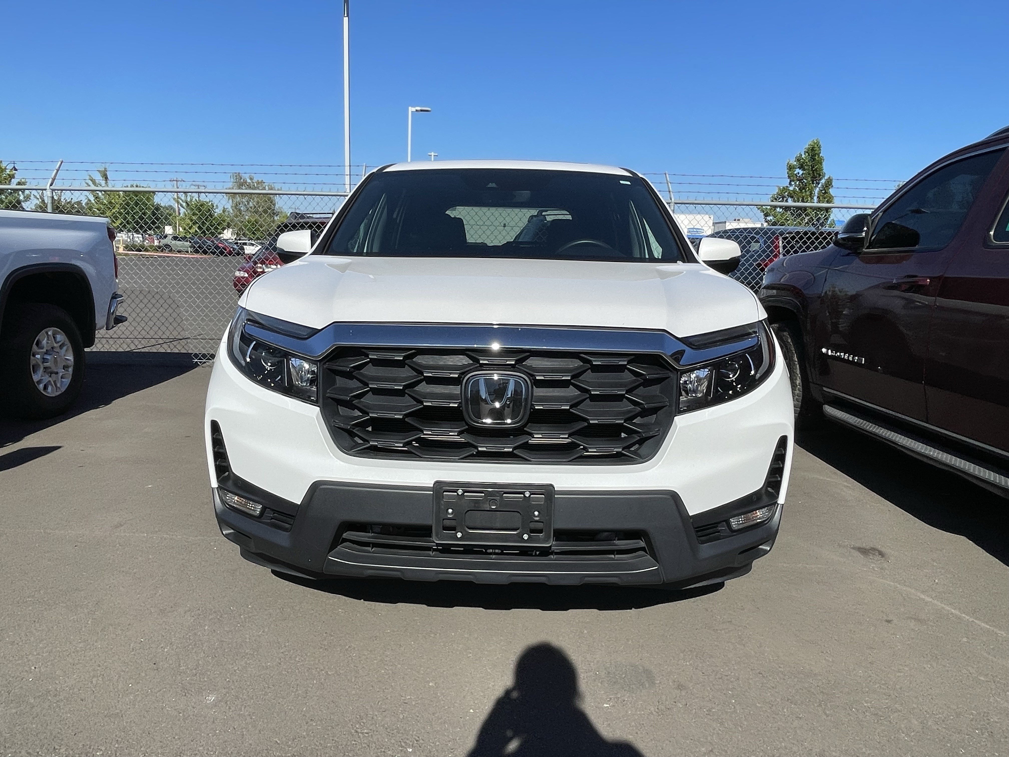 Used 2023 Honda Passport EX-L image 12