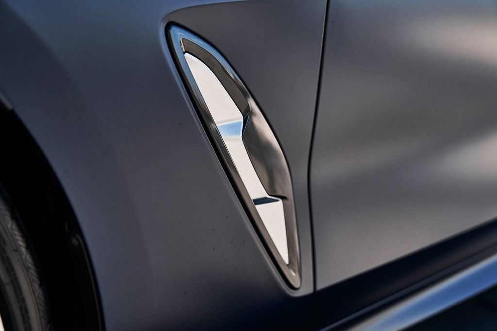 Used 2023 BMW ALPINA B8 xDrive Gran Coupe AWD/4WD image 9