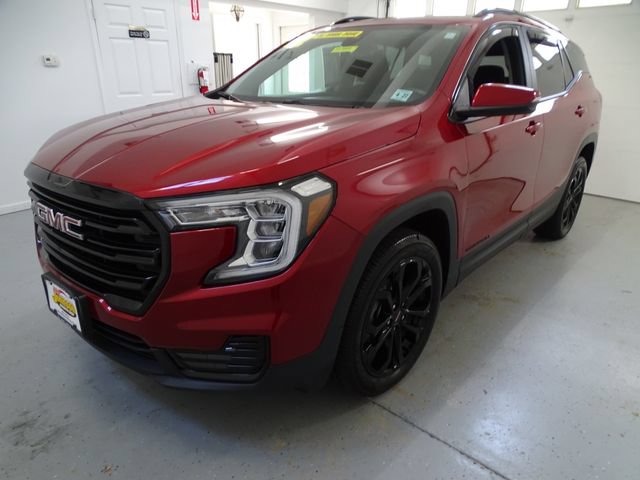 Certified 2022 GMC Terrain SLE w/ Driver Convenience Package AWD/4WD image 16