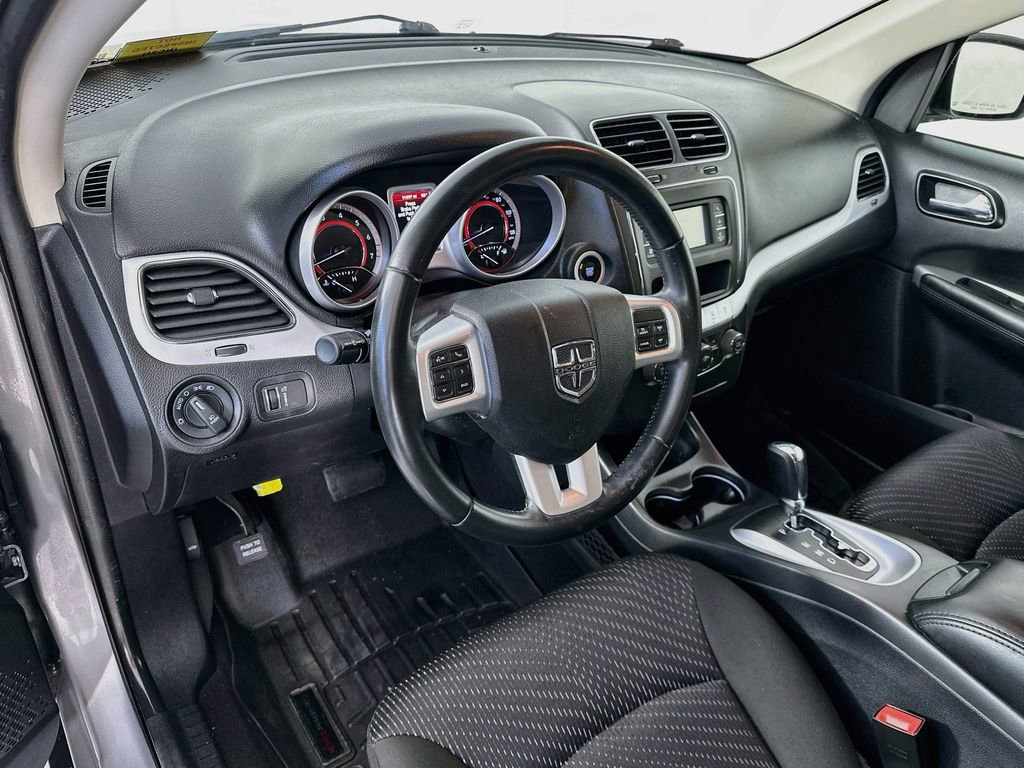 Used 2019 Dodge Journey SE w/ Connectivity Group FWD image 35