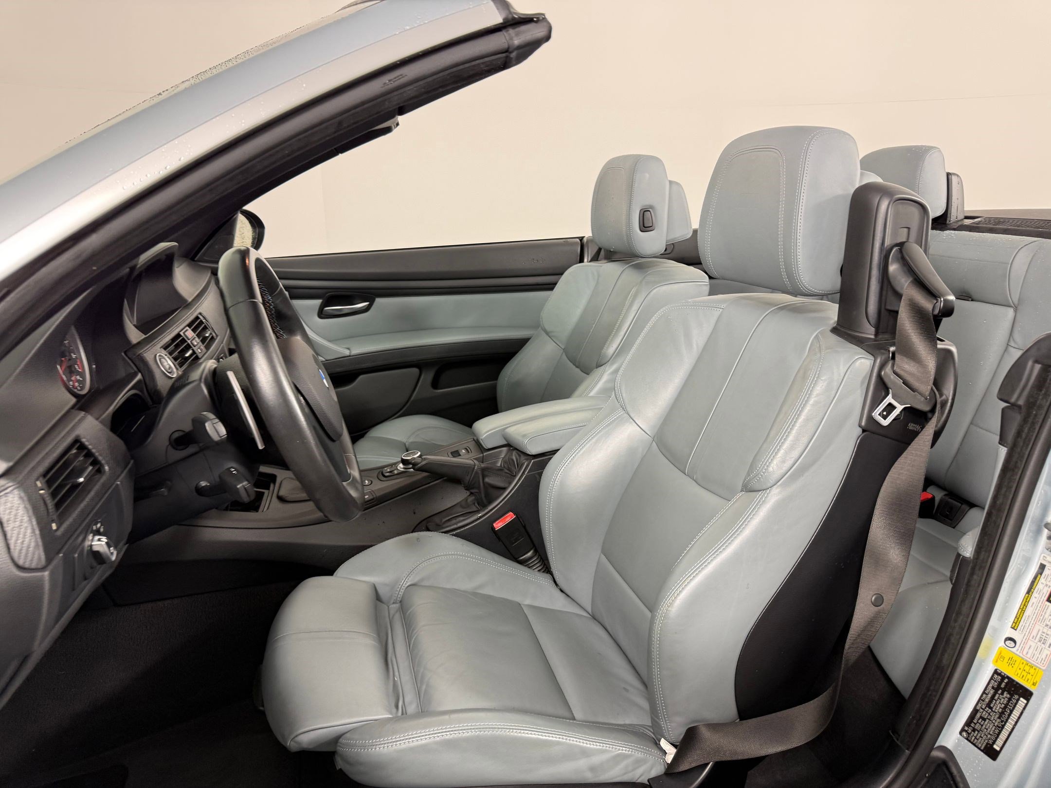 Used 2010 BMW M3 Convertible image 5