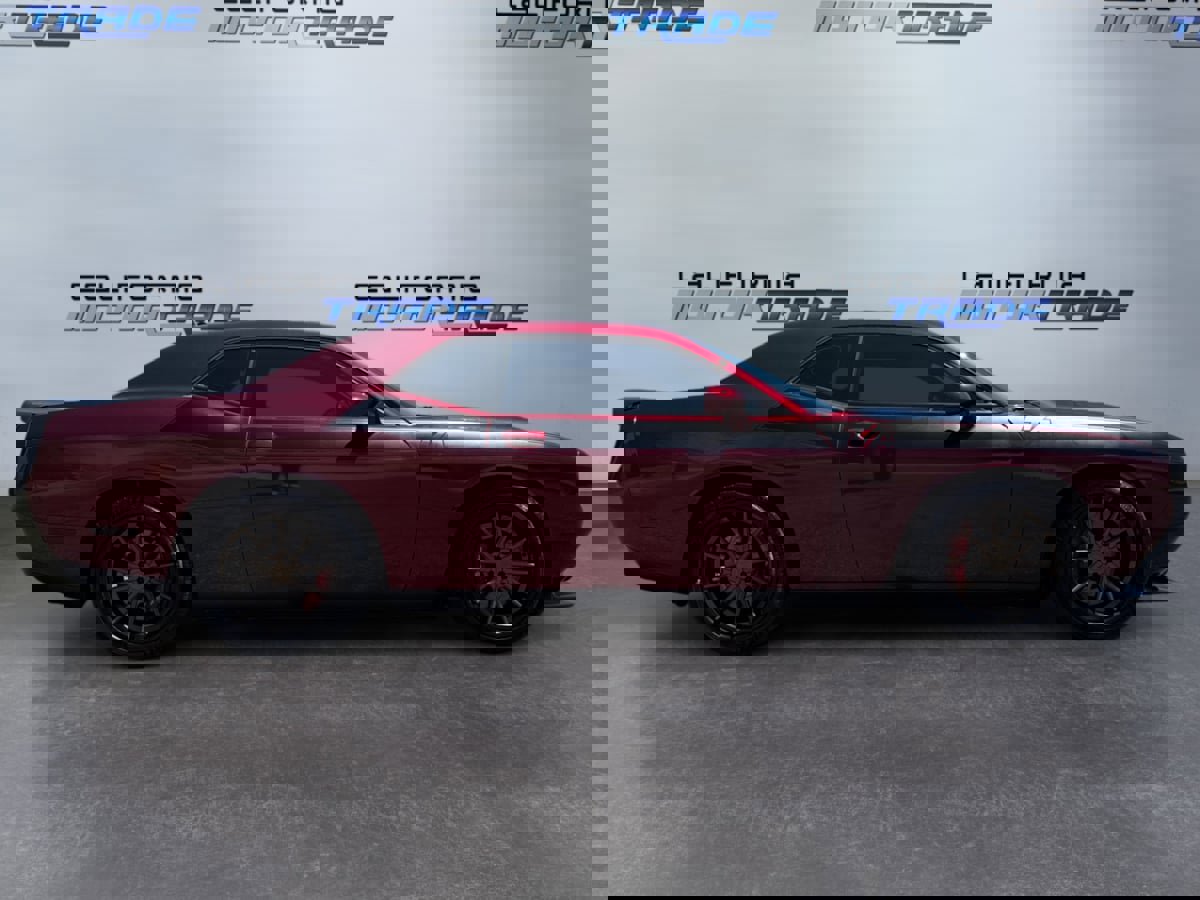 Used 2018 Dodge Challenger T/A image 4