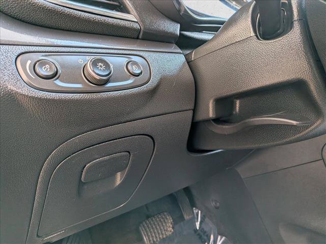 Used 2019 Buick Encore Sport Touring FWD image 18
