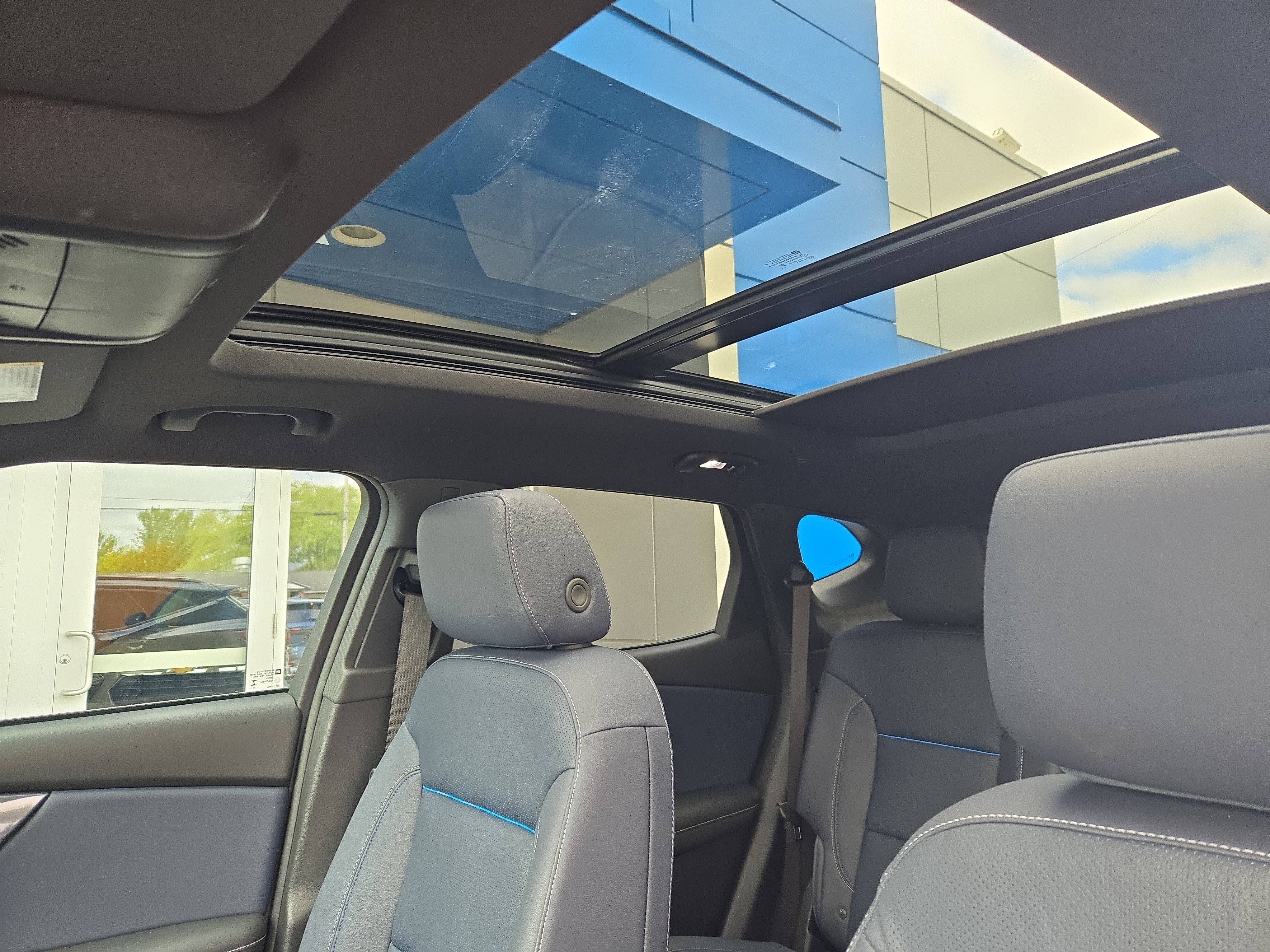 Certified 2024 Chevrolet Blazer RS w/ LPO, Floor Liner Package image 19