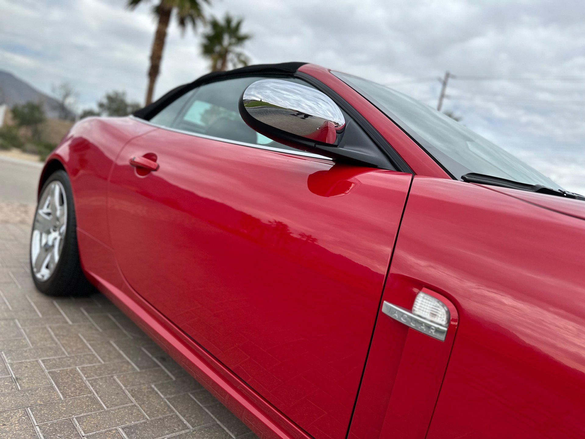 Used 2007 Jaguar XK Convertible image 10