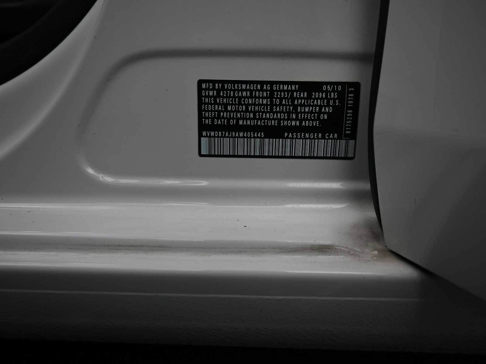 Used 2010 Volkswagen Golf 4-Door image 14