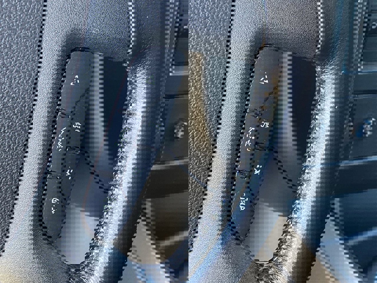 Used 2023 GMC Savana 2500 Extended w/ Driver Convenience Package image 29