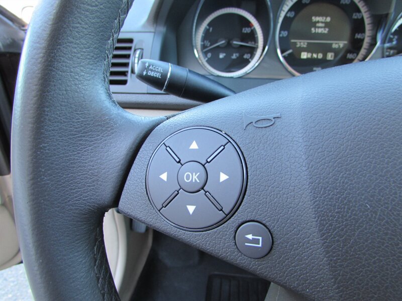 Used 2011 Mercedes-Benz C 300 Sedan image 11