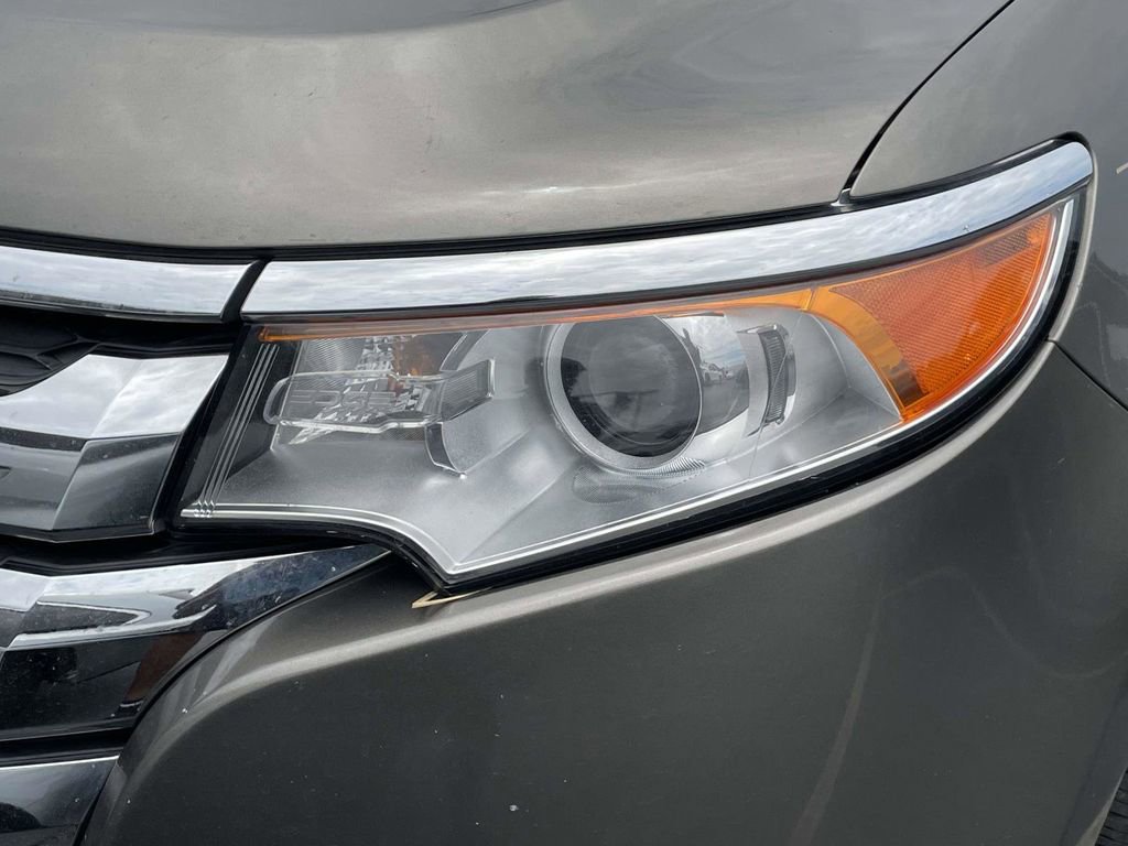 Used 2014 Ford Edge SEL w/ Equipment Group 205A FWD image 6