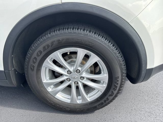 Used 2014 INFINITI QX70 AWD w/ Premium Package image 21