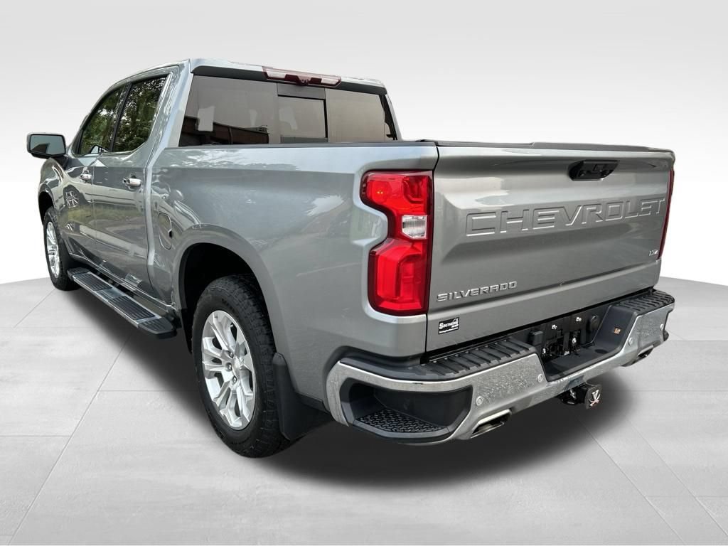 Used 2023 Chevrolet Silverado 1500 LTZ w/ Technology Package AWD/4WD image 3