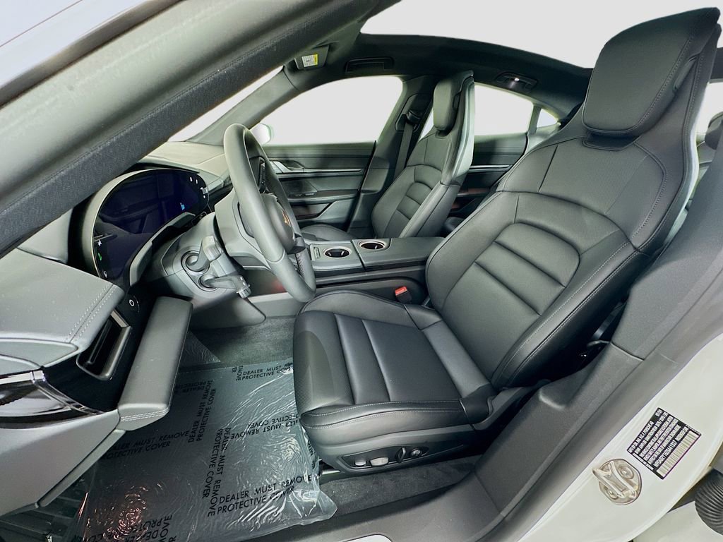 New 2025 Porsche Taycan 4S image 5
