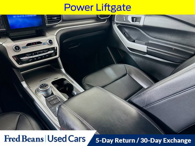 Used 2021 Ford Explorer XLT w/ Equipment Group 202A AWD/4WD image 28