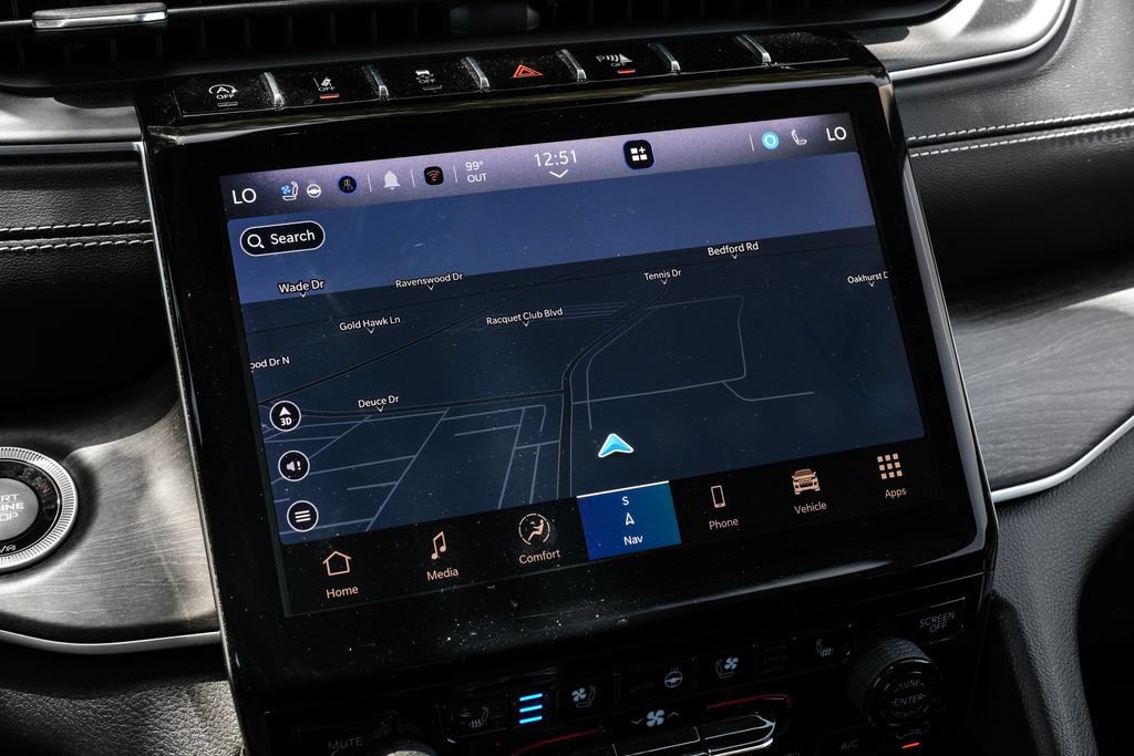 Used 2023 Jeep Grand Cherokee Limited w/ Luxury Tech Group II AWD/4WD image 6
