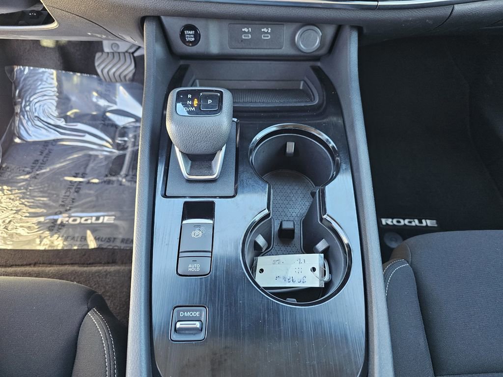 Used 2024 Nissan Rogue S image 26