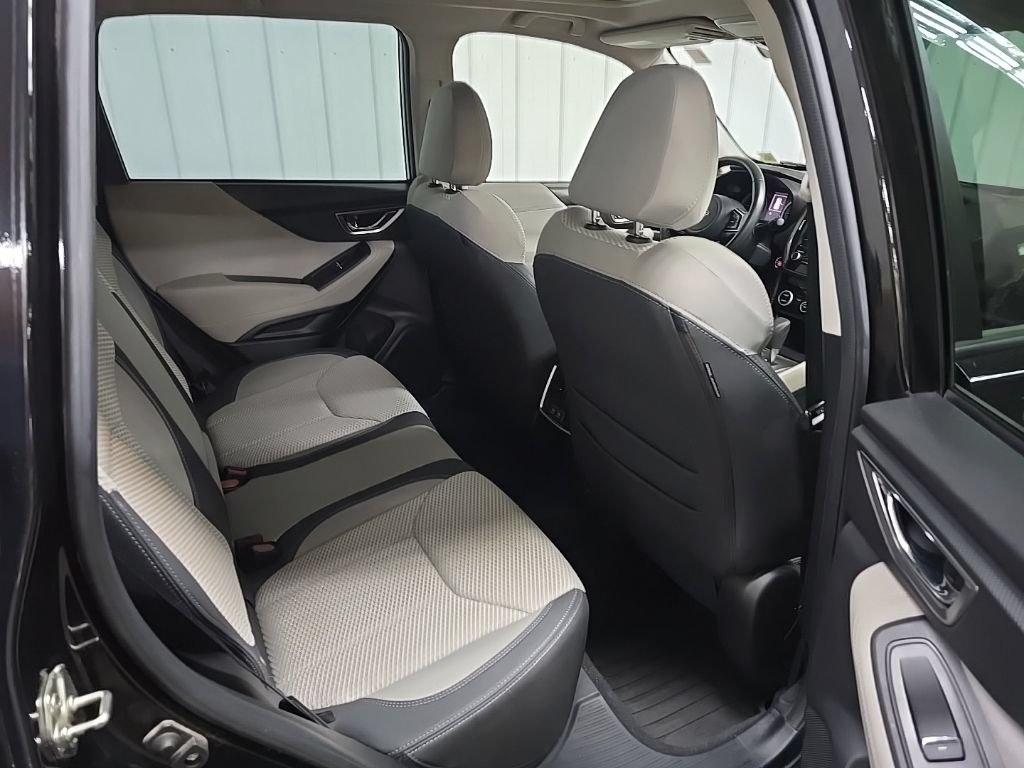 Used 2020 Subaru Forester Premium AWD/4WD image 18