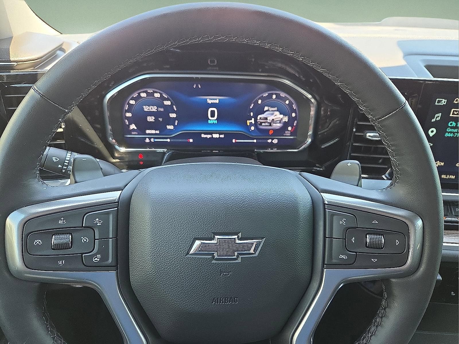 Used 2024 Chevrolet Silverado 1500 LT Trail Boss w/ LT Trail Boss Premium Package AWD/4WD image 24