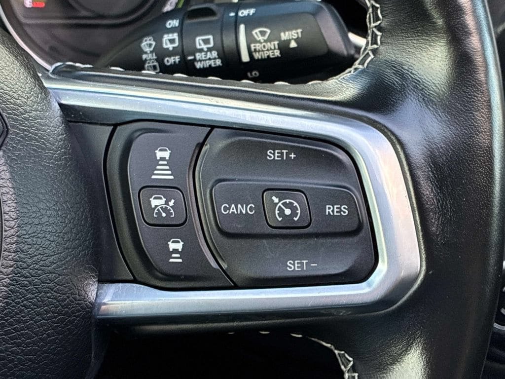 Used 2021 Jeep Wrangler Unlimited Sahara w/ Cold Weather Group AWD/4WD image 29