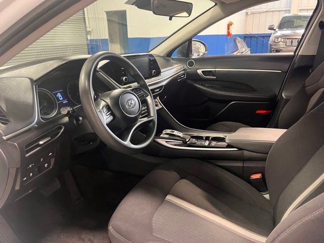 Used 2023 Hyundai Sonata SE w/ Cargo Package image 23