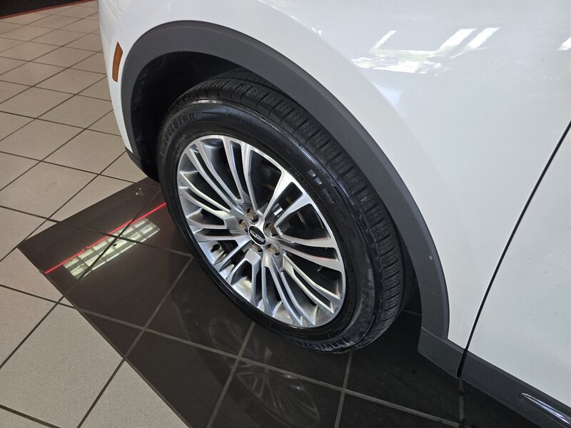 Used 2016 Lincoln MKX Reserve w/ Driver Assistance Package AWD/4WD image 34