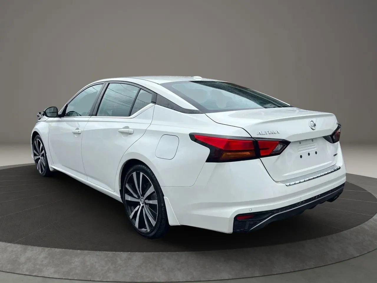 Used 2021 Nissan Altima 2.0 SR image 7