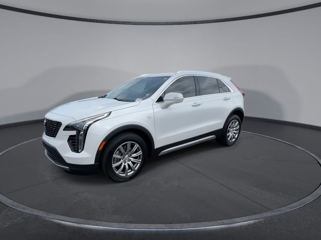 Used 2022 Cadillac XT4 Premium Luxury w/ Enhanced Visibility Package FWD image 5
