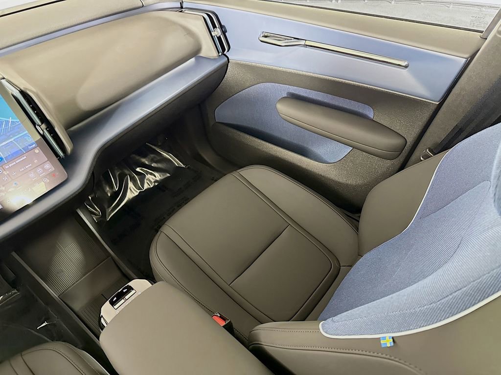 New 2026 Volvo EX30 Cross Country Ultra w/ Protection Package Premier image 23
