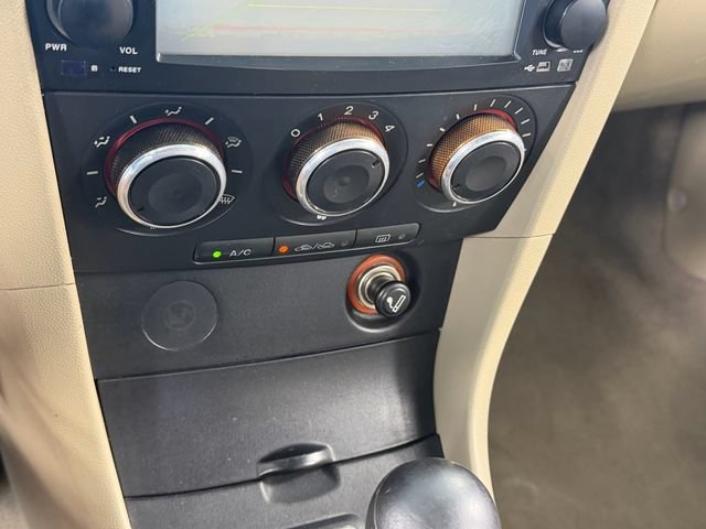 Used 2004 MAZDA MAZDA3 I w/ Pwr & 16" Alloy Wheel Pkg FWD image 17