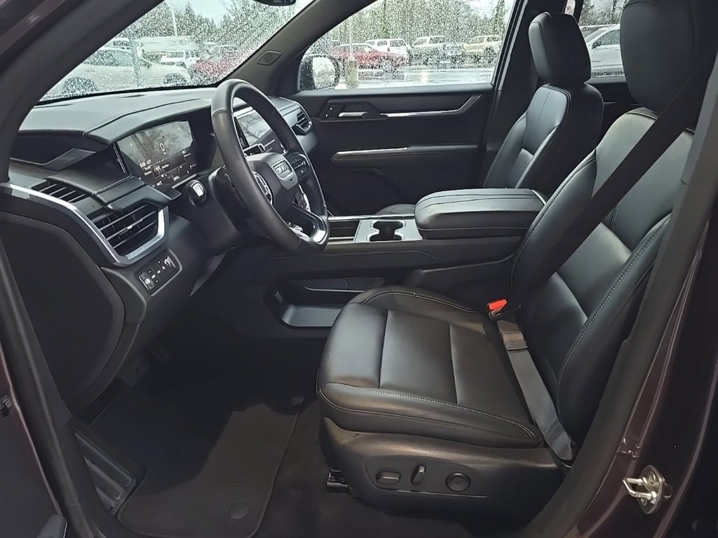 Used 2024 GMC Acadia Elevation image 21